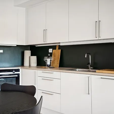 Διαμέρισμα Modern With A View, Location!