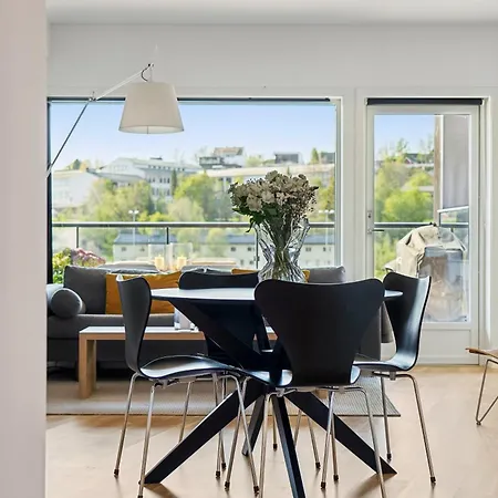 Διαμέρισμα Modern With A View, Location! *