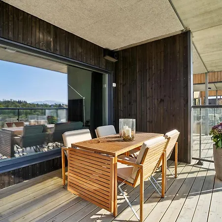 Modern With A View, Location! Διαμέρισμα Τρόμσο