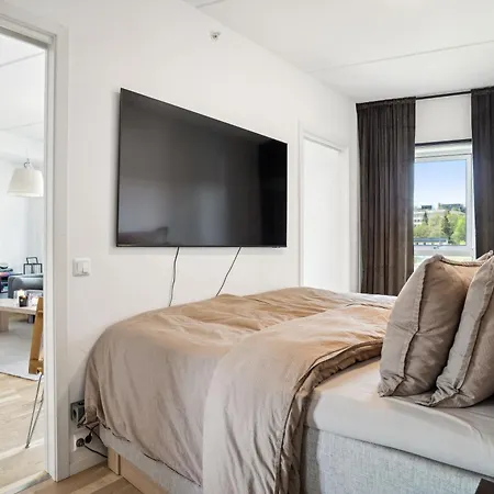 Modern With A View, Location! Τρόμσο